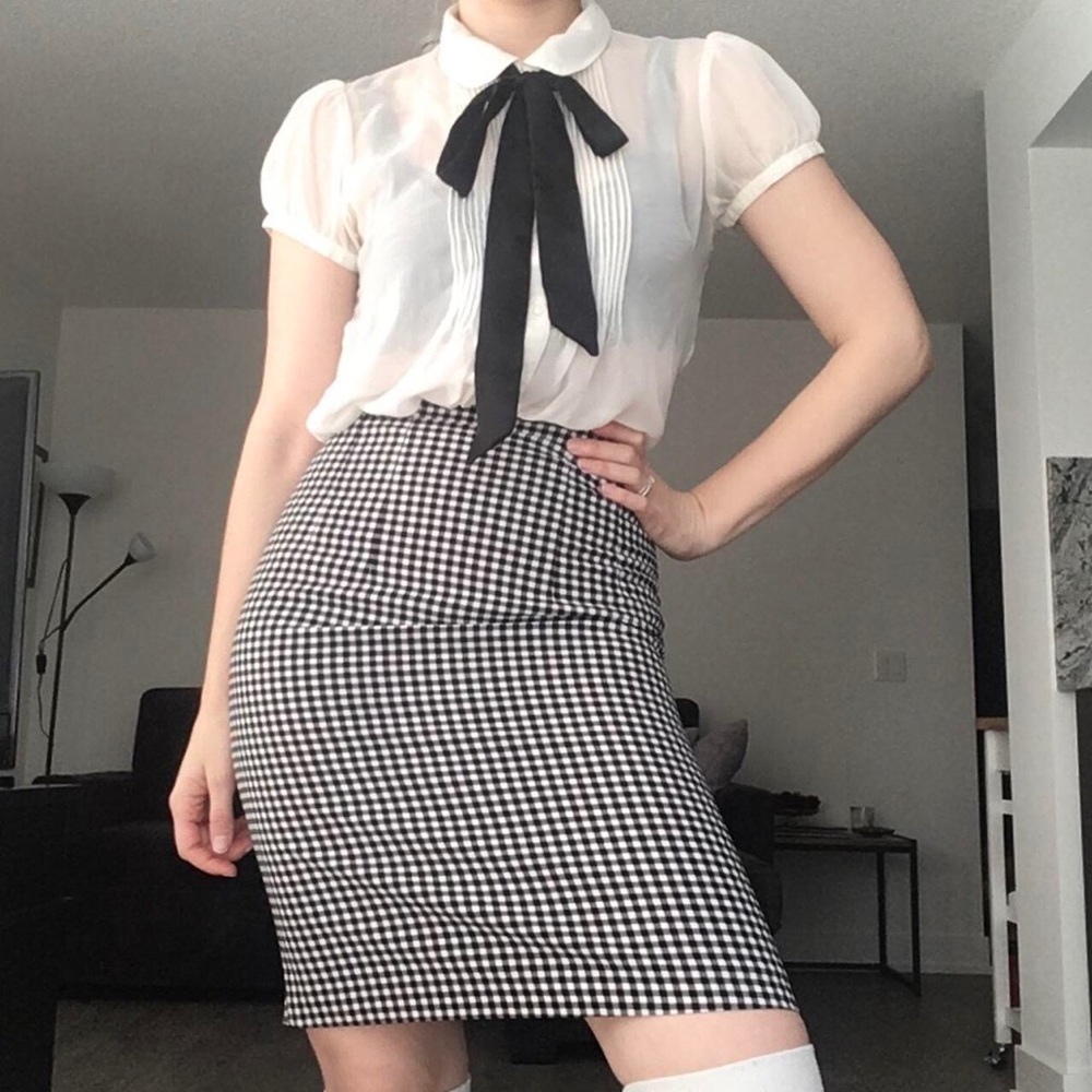 Preppy gingham skirt